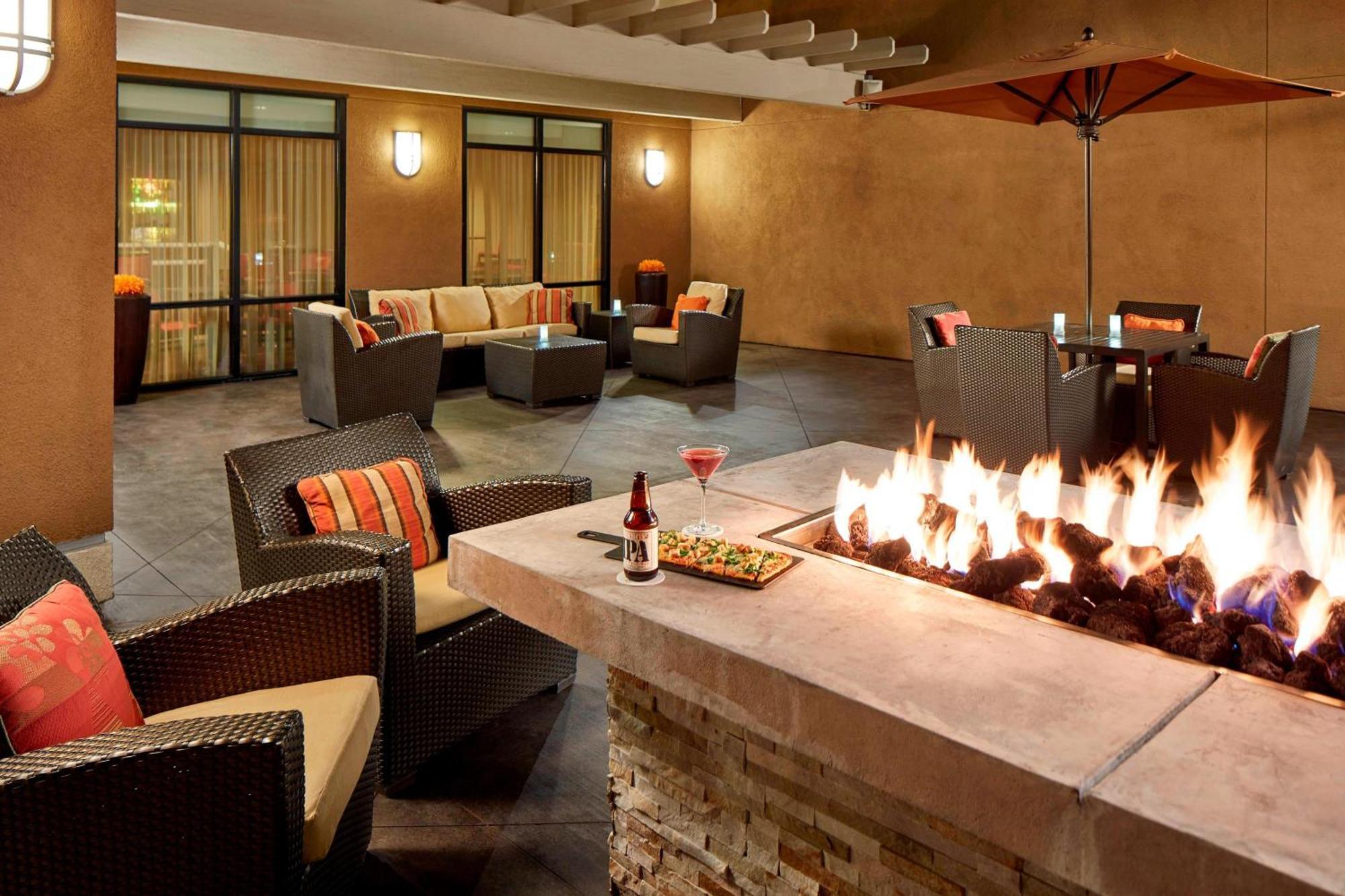 Courtyard By Marriott Anaheim Resort/Convention Center Eksteriør bilde